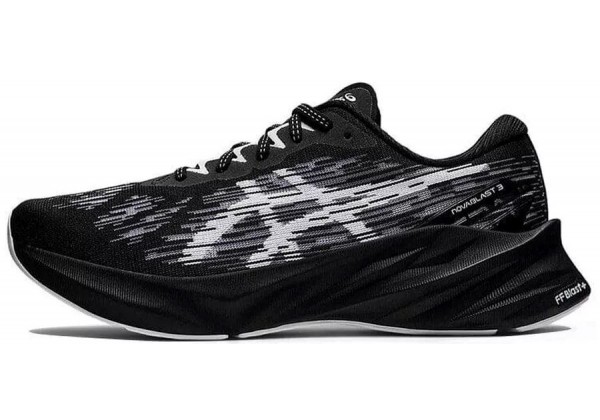 Asics Novablast 3 Black White